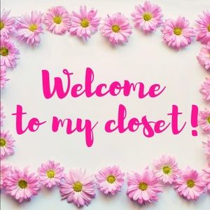 Welcome to my closet!!😁😁